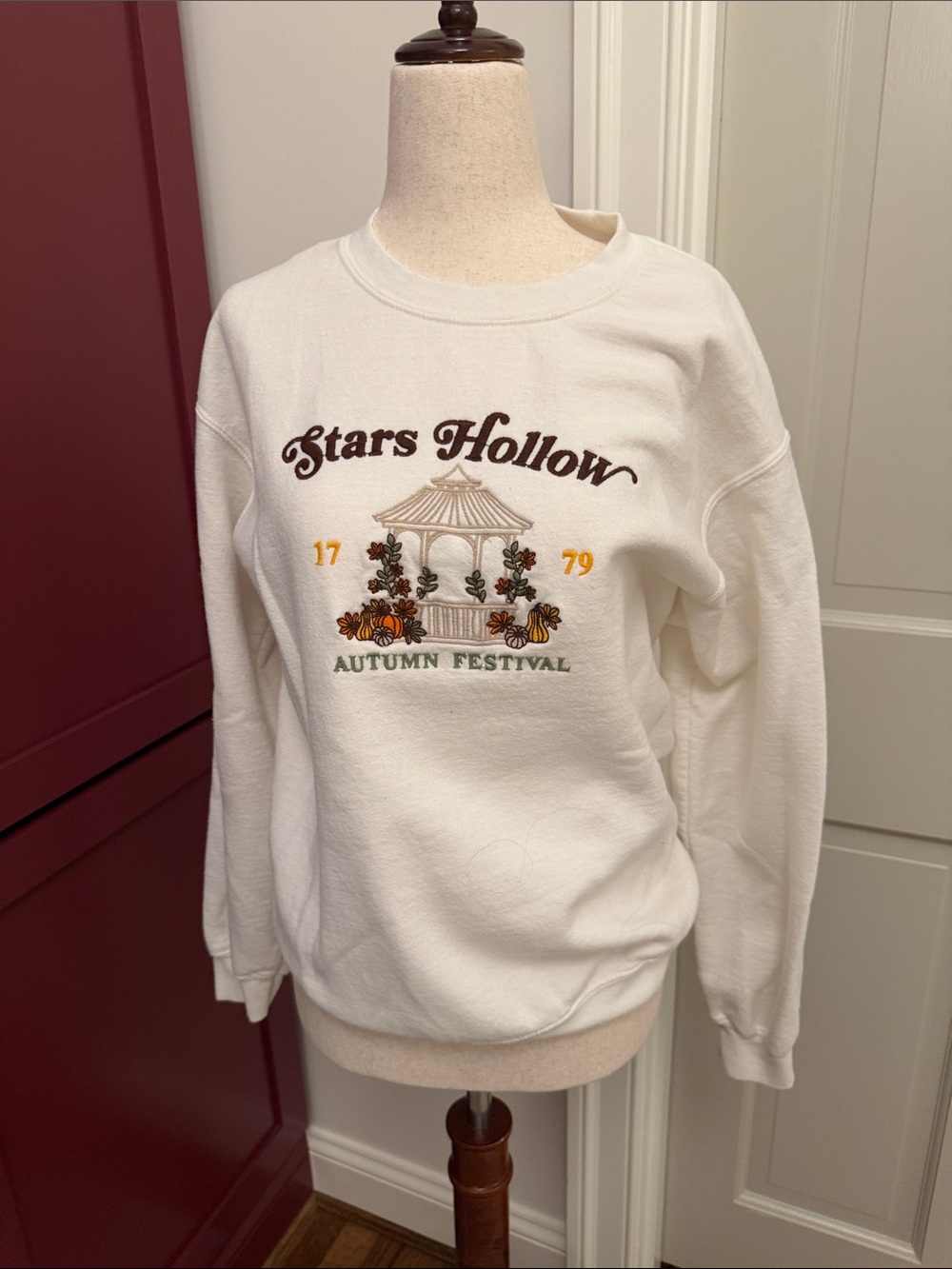 Altar'd State White Stars Hollow Autumn Festival Crewneck
